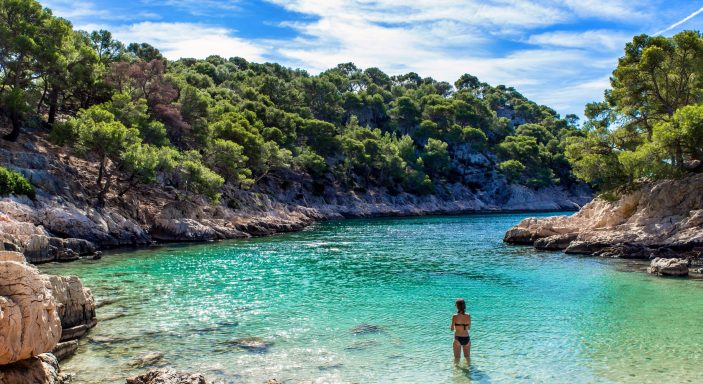 Faire du camping près des Calanques de Marseille