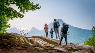 Randonnée France en montagne en famille