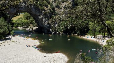 Les 10 bonnes raisons de camper en Ardèche