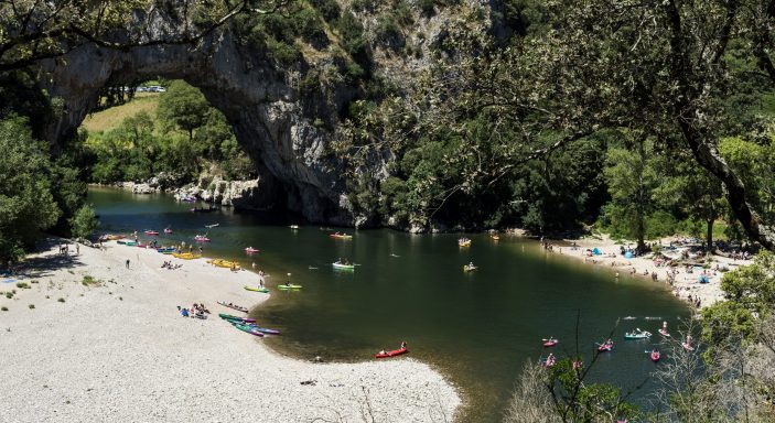 Les 10 bonnes raisons de camper en Ardèche