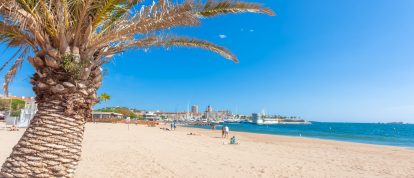 Saint-Raphaël plage, Cote d'Azur,