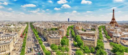 Vue panoramique sur Paris et la Tour Eiffel